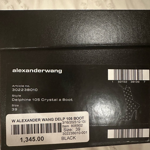 Alexander Wag boots. Size 9 Comes with original box. - Picture 7 of 8
